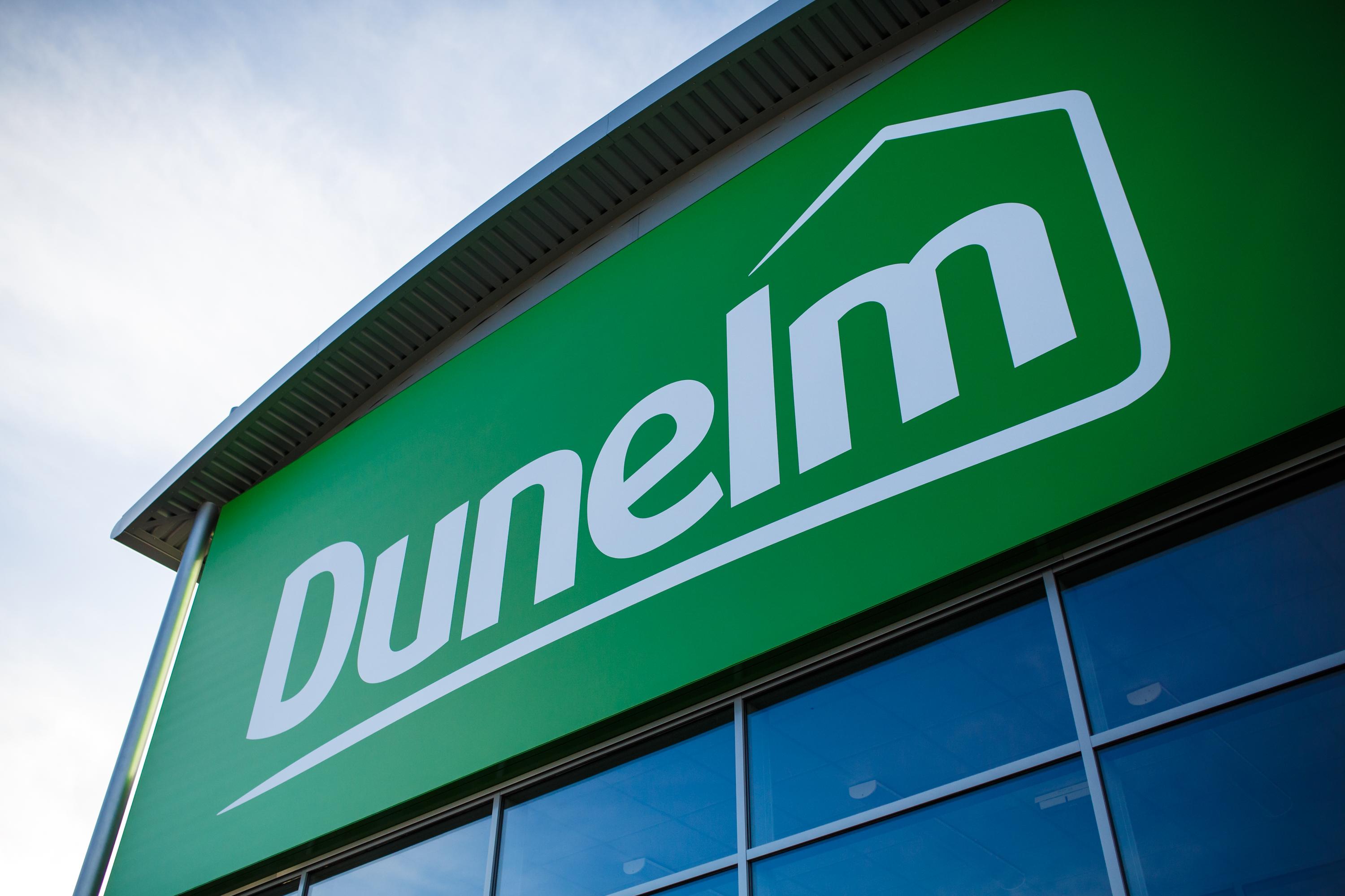 Dunelm share price drops as the homeware chain blames the weather for