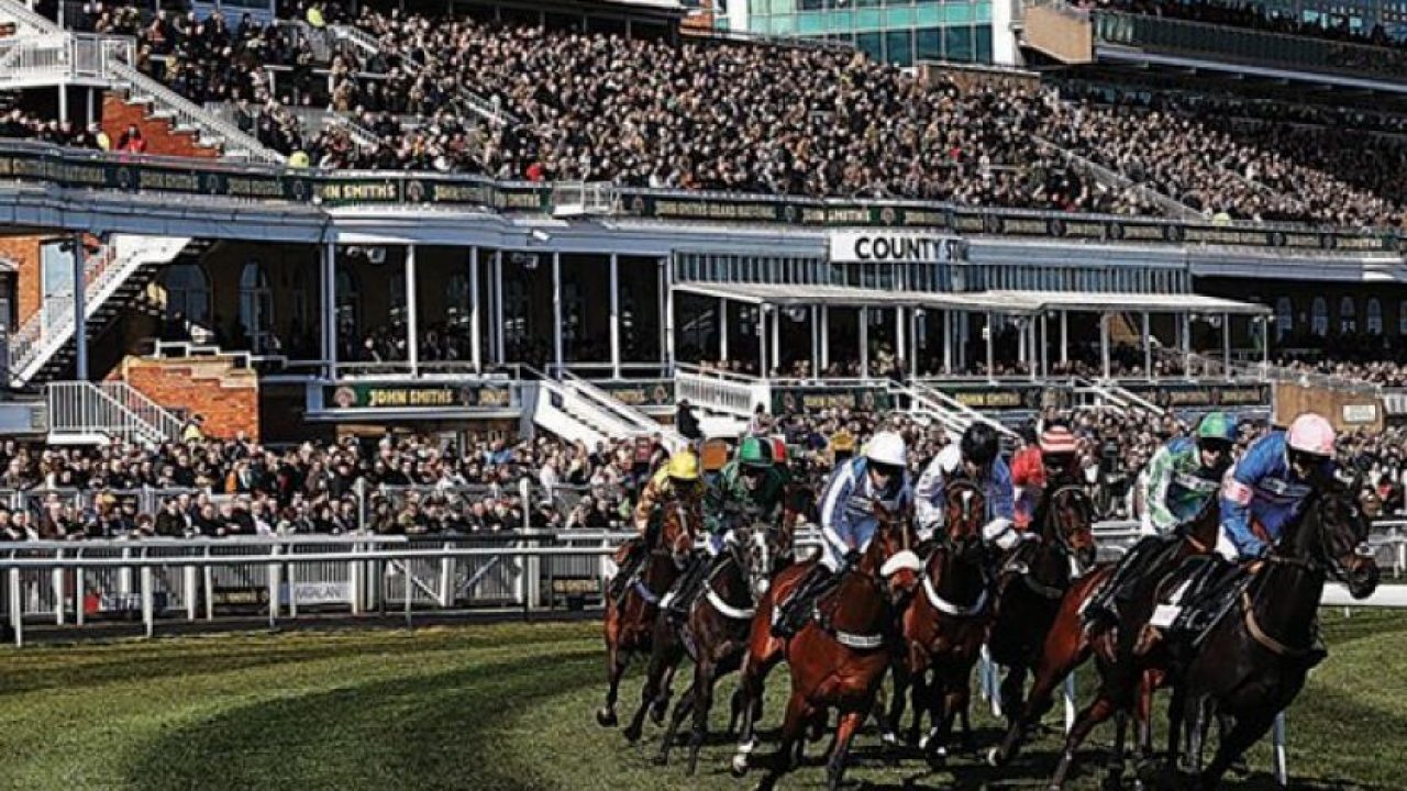 When Does The Grand National Start 2015