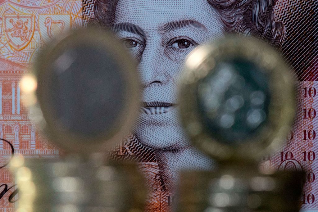 Sterling Slips Against Euro And Dollar Amid Worries Over UK Spending Plan