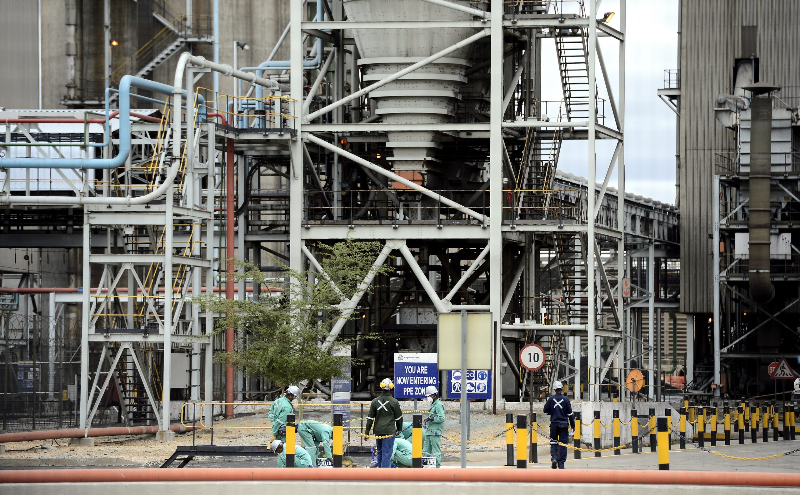 Anglo American's Platinum Arm Cuts Production After Plant Shuts