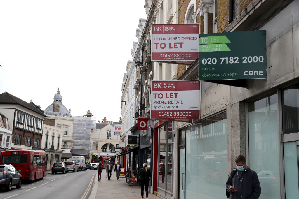 UK high streets risk 'wastelands' with 15,000 shops to shutter