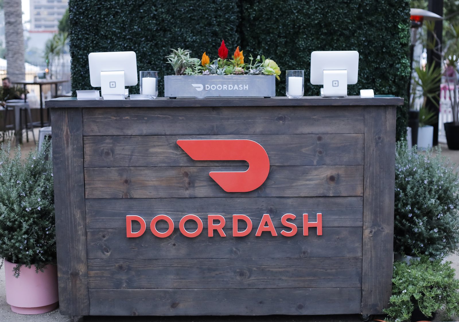 Door Dash Eyes $27bn Valuation As It Rides Tech IPO Wave - City AM