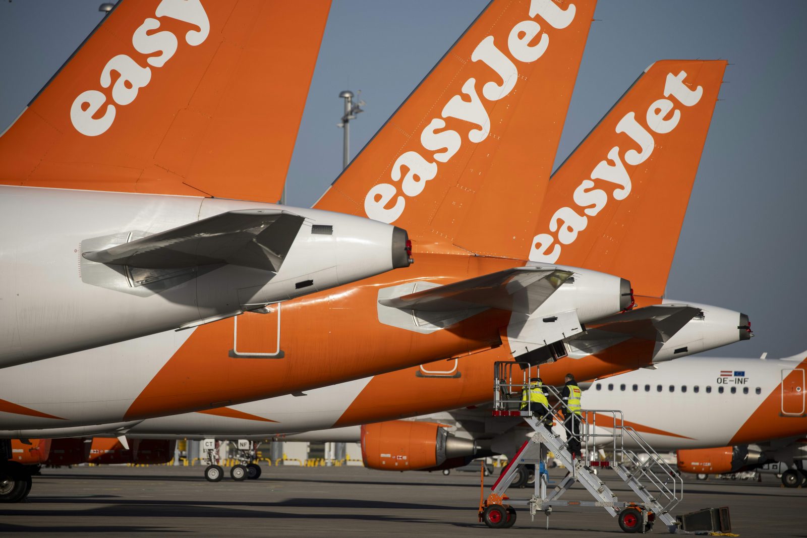 Budget Carrier Easyjet Posts First Ever Full Year Loss