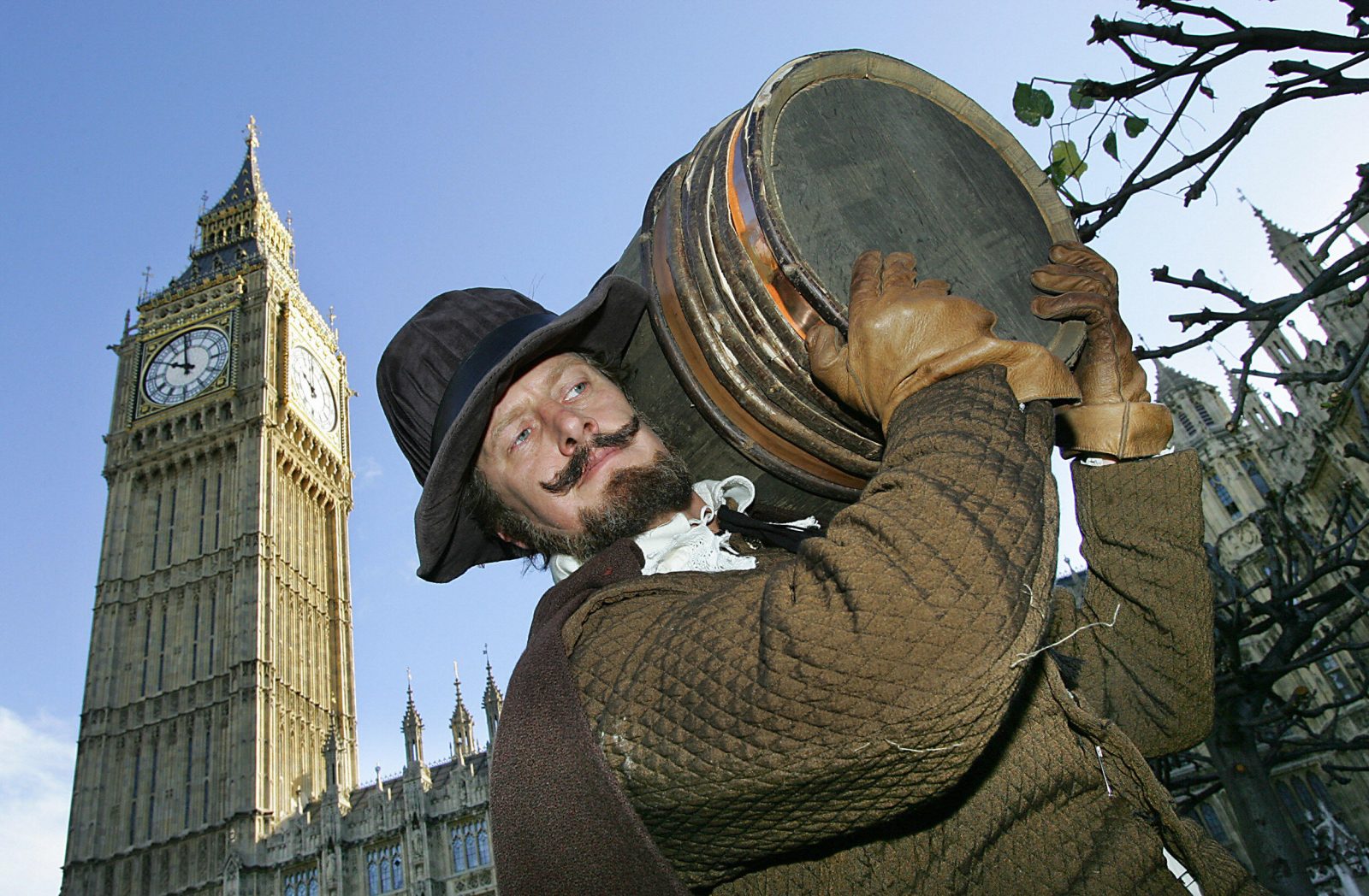 Заговор англии. «Пороховой заговор» Гая Фокса (1605). Guy Fawkes Day праздник.