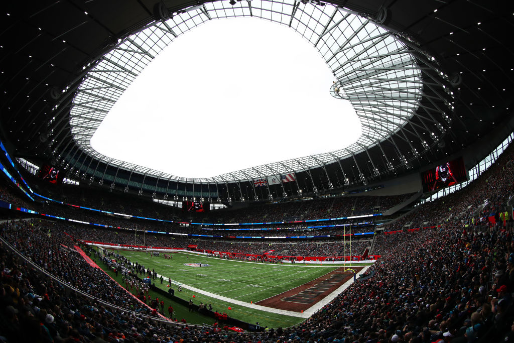 What are the NFL 2022 London games and when do they take place?