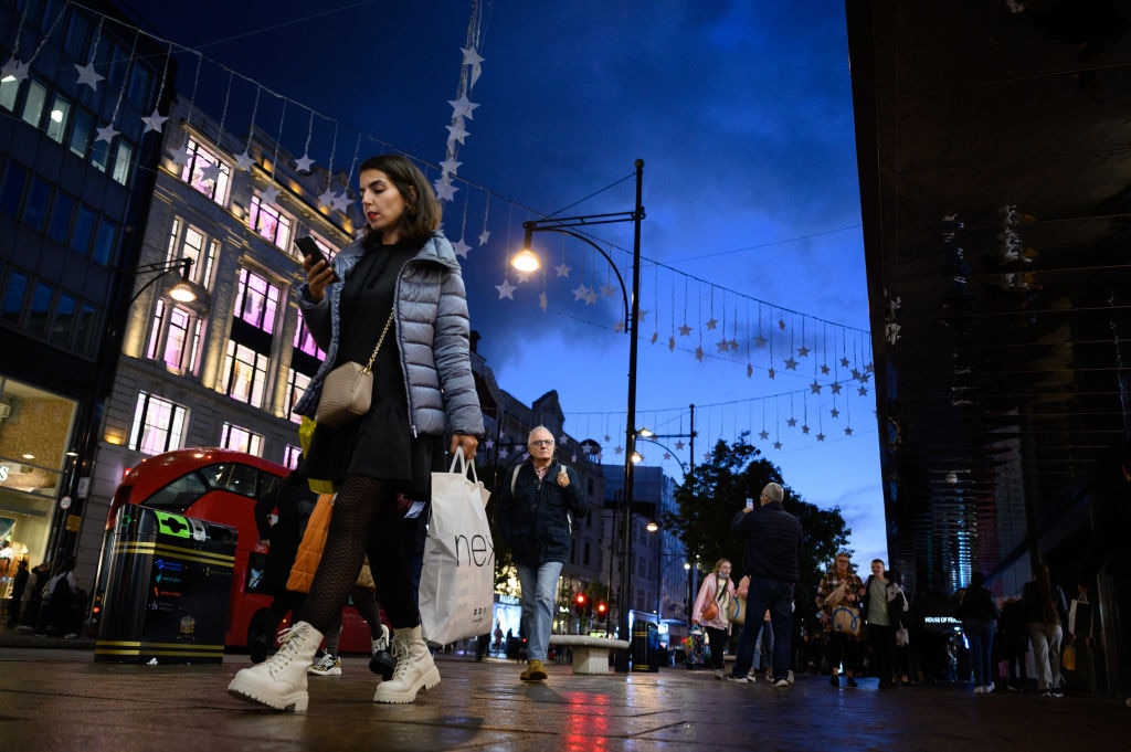 Supply Chain Disruptions Could Threaten Festive Shopping Season