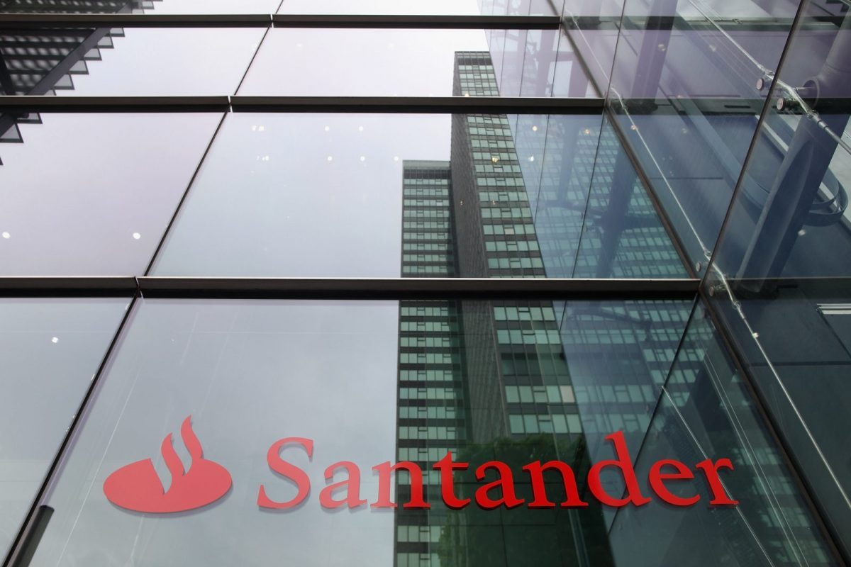 Santander profits hit record level as Spain unveils annual