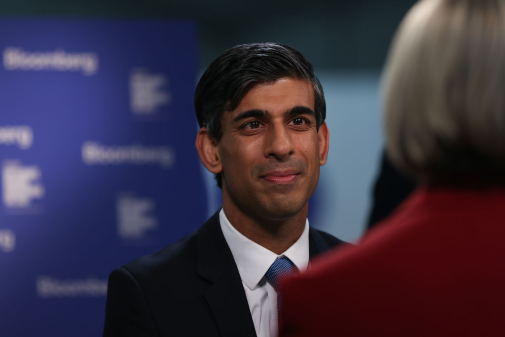 Rishi Sunak S Approval Rating Sinks Says New Polling   GettyImages 1236322633 