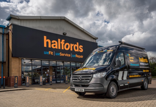 Halfords issues another profit warning as demand for cycling falls flat