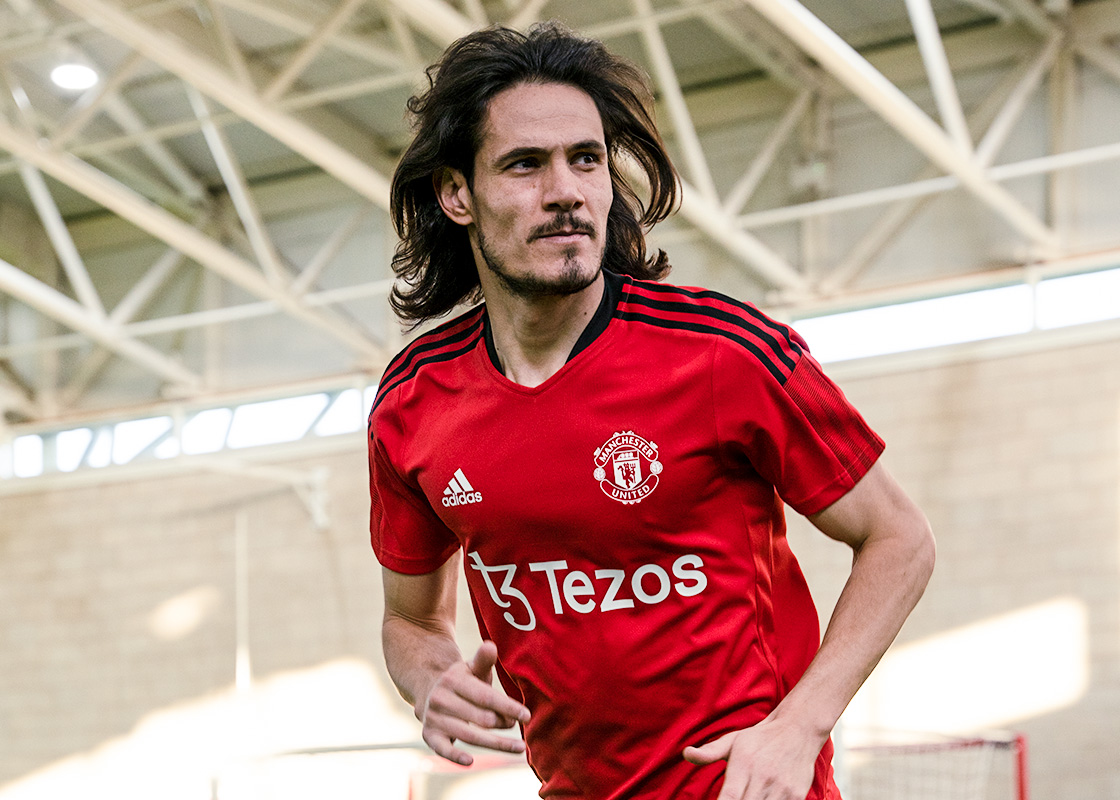 Manchester United sign blockchain platform Tezos as training kit