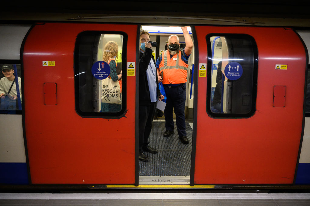 London Underground chaos as Metropolitan, Northern Line and Overground severely disrupted