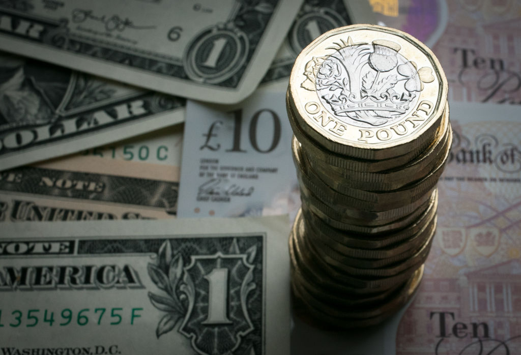 Budding economic recovery set to support sterling in weeks ahead, analysts argue