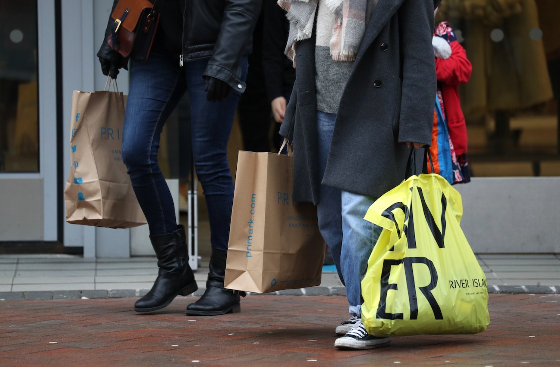 Consumer confidence stalls in March