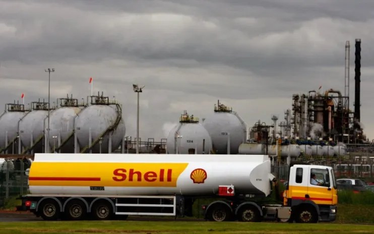 Shell chief says ditching oil production wind-down was not to ‘create a lack of transparency’