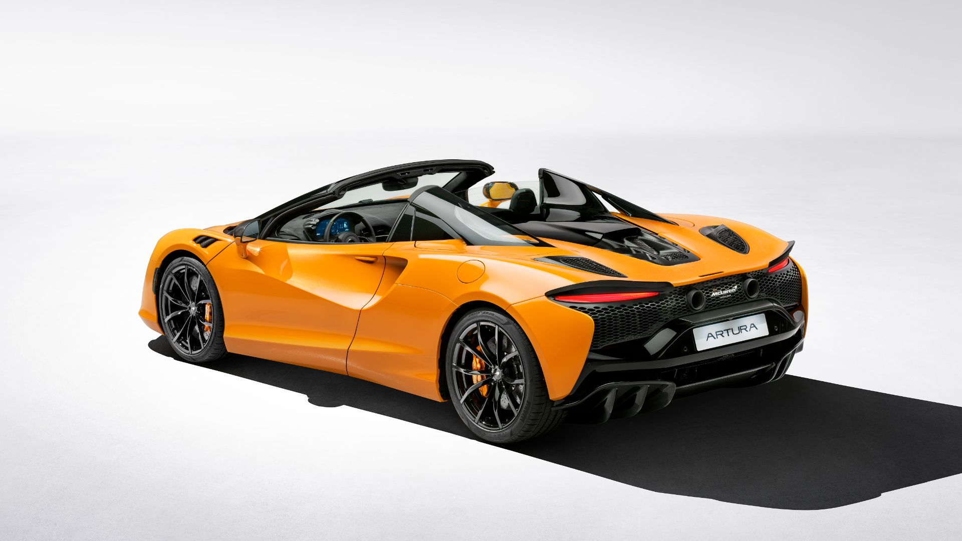 New McLaren Artura Spider is a 700hp hybrid head-rush