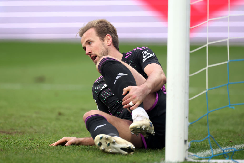 Harry Kane set to report for England duty despite suffering ankle injury