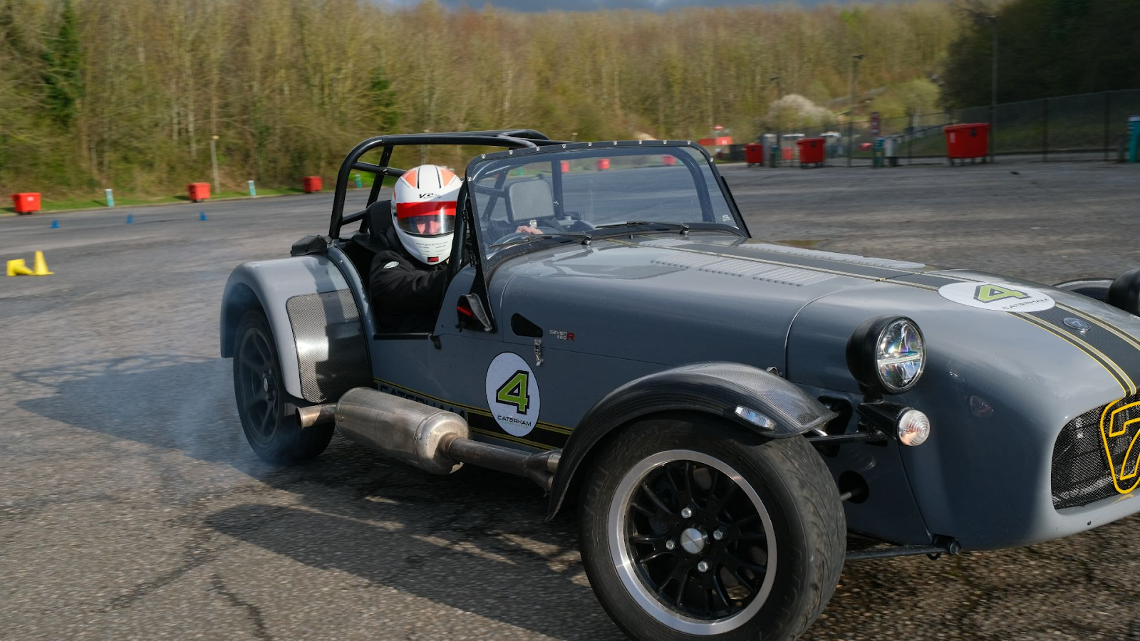 Drifting for beginners: we go sideways in a Caterham Seven