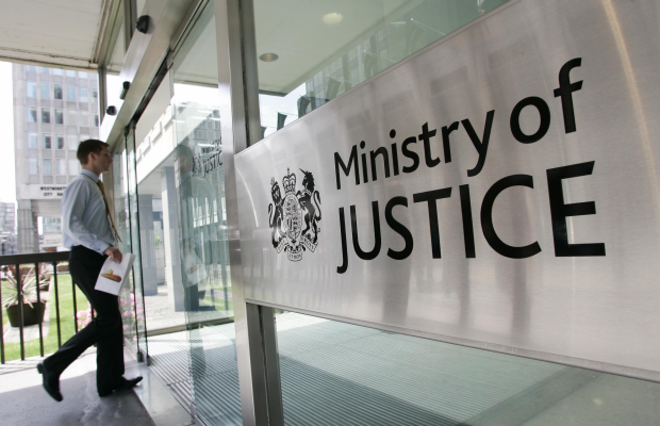 The Ministry of Justice launches a consultation to make it easier to say sorry