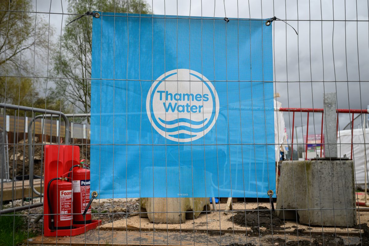 Government backs Thames supply plan, including 'mega-reservoir'