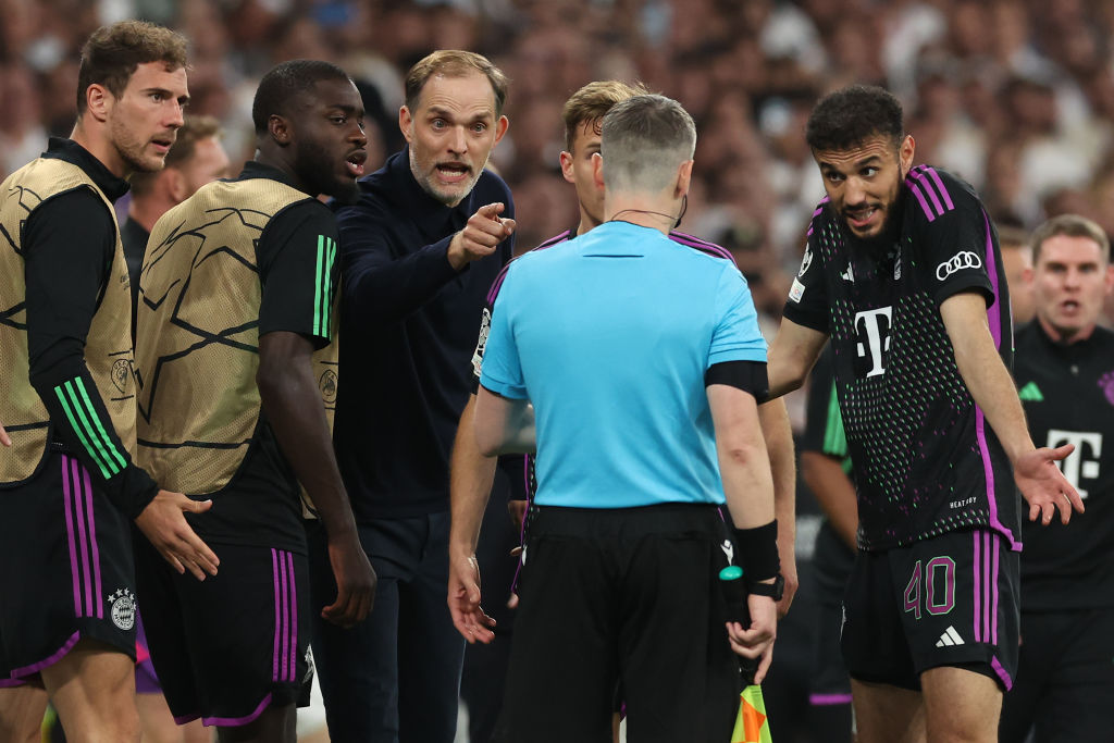 MADRID, SPAIN - MAY 08: Thomas Tuchel, Head Coach of Bayern Munich, reacts at the assistant referee during the UEFA Champions League semi-final second leg match between Real Madrid and FC Bayern München at Estadio Santiago Bernabeu on May 08, 2024 in Madrid, Spain. (Photo by Alexander Hassenstein/Getty Images)