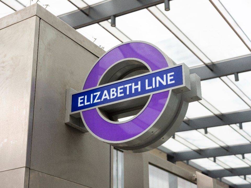 TfL - Elizabeth line roundel at Paddington station