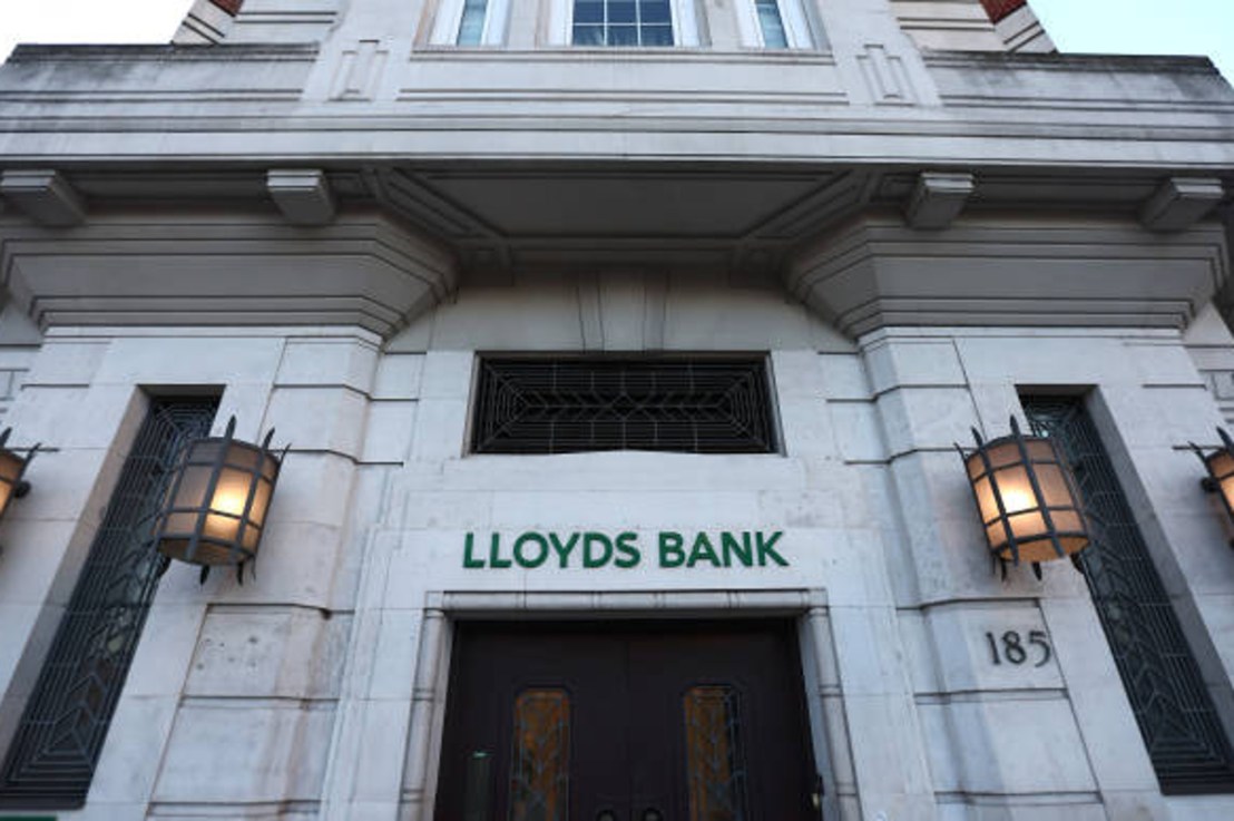 British Cycling and Lloyds Bank have announced a long-term deal which will see the high street bellwether feature as a lead partner.