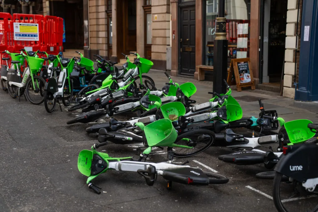 Lime and Forest bikes have been left strewn over the City, according to local councillors.