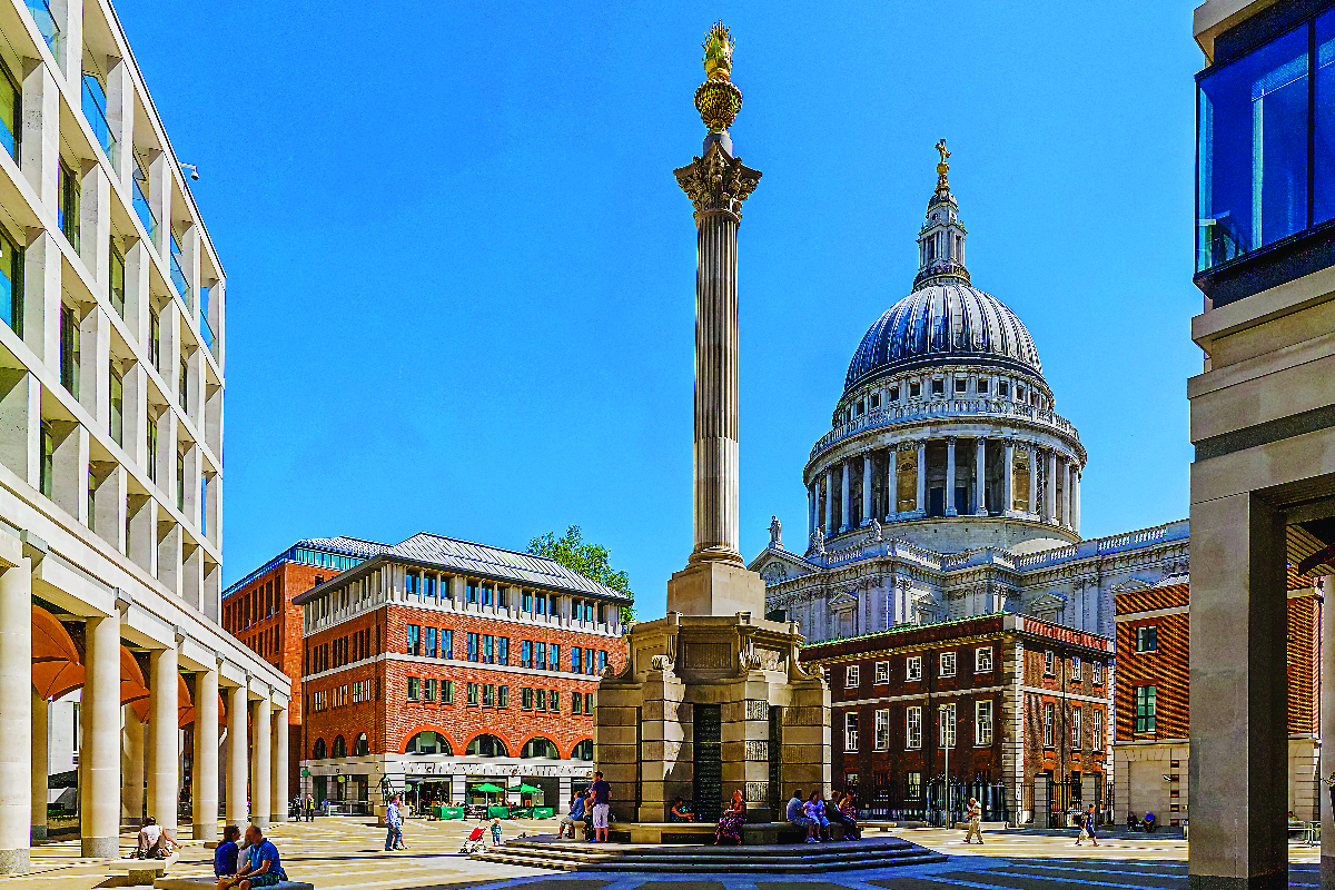 London Stock Exchange boss wants market screen in Paternoster Square to create ‘razzamatazz’ – but it’s complicated