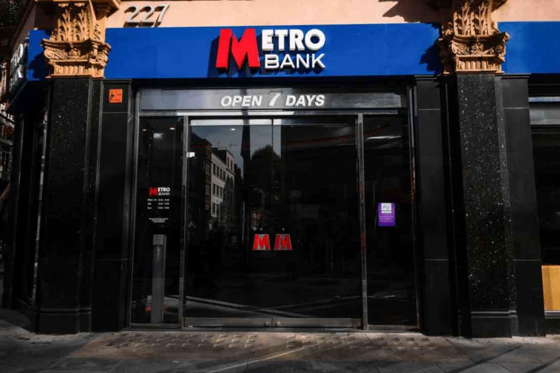 Metro Bank is reportedly reviving a plan to sell a multibillion-pound chunk of its mortgage book after being rescued from potential collapse last year. (Photographer: Jose Sarmento Matos/Bloomberg via Getty Images)