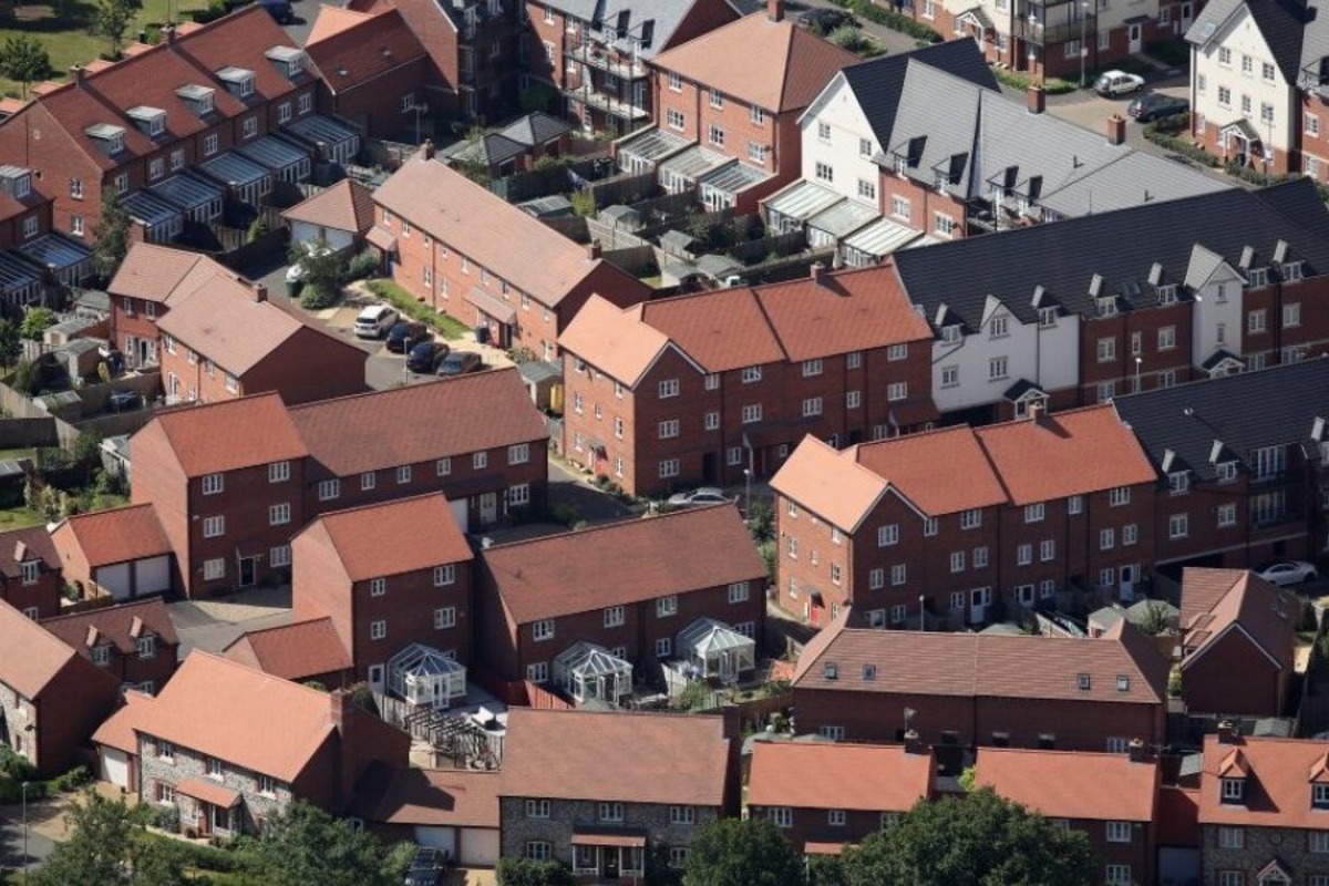 Starmer hands councils millions  for housebuilding on brownfield sites