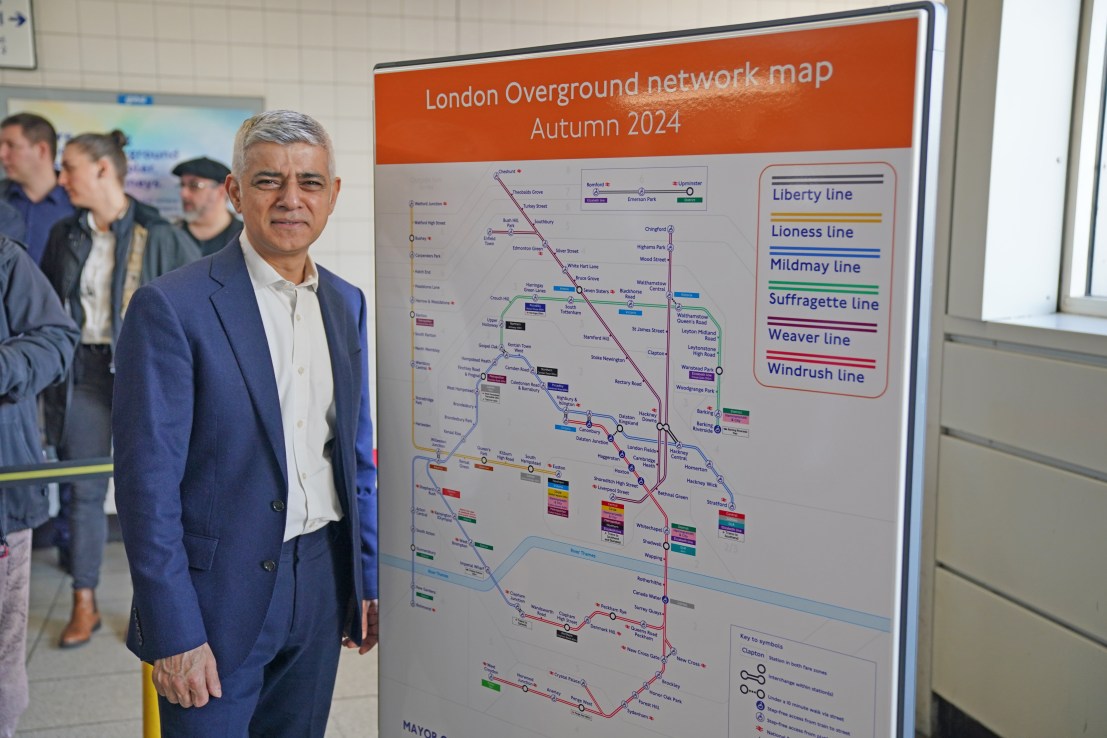 Crafty Londoners to create sign for renamed Overground line