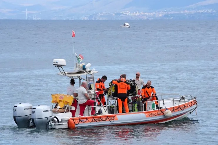 Italian prosecutor announces manslaughter investigation over yacht sinking