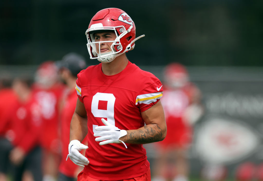 Rees-Zammit has the option to continue training with the Chiefs despite missing out on their NFL roster