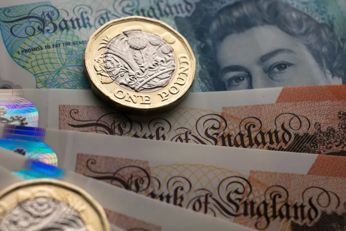 UK banks giving savers better value but still ‘room for improvement’, FCA says