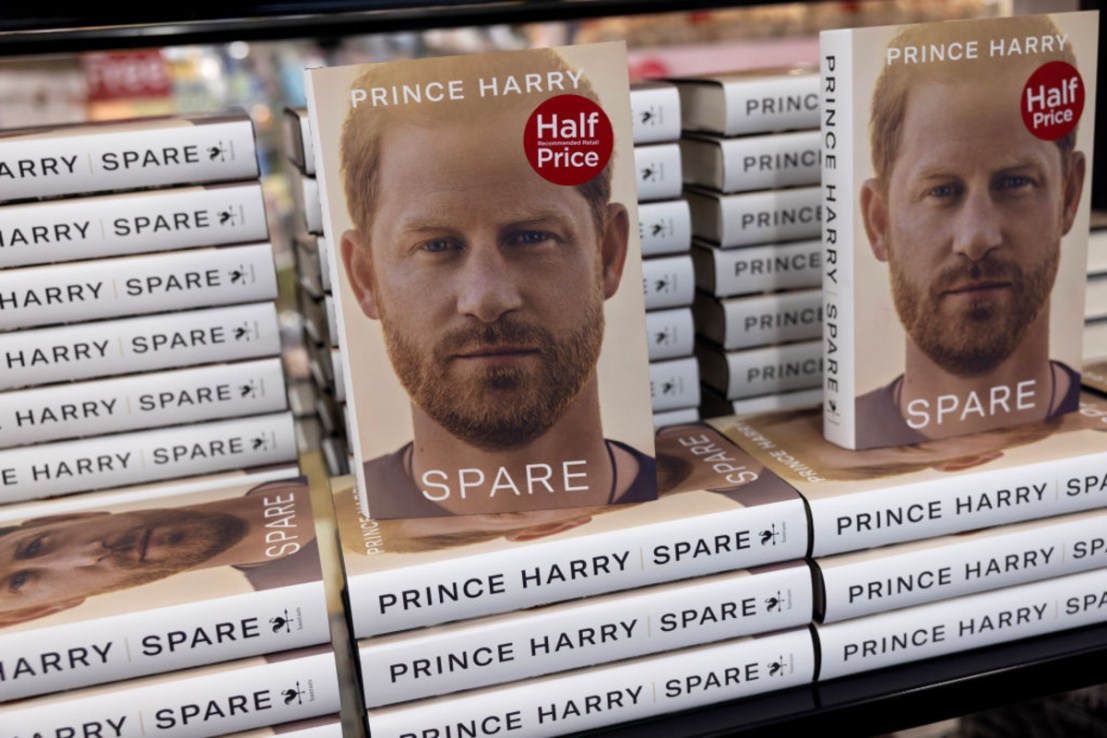 Prince Harry's book Spare on display in a branch of WH Smith opposite Windsor Castle on January 10, 2023, in Windsor, England. (Photo by Dan Kitwood/Getty Images)