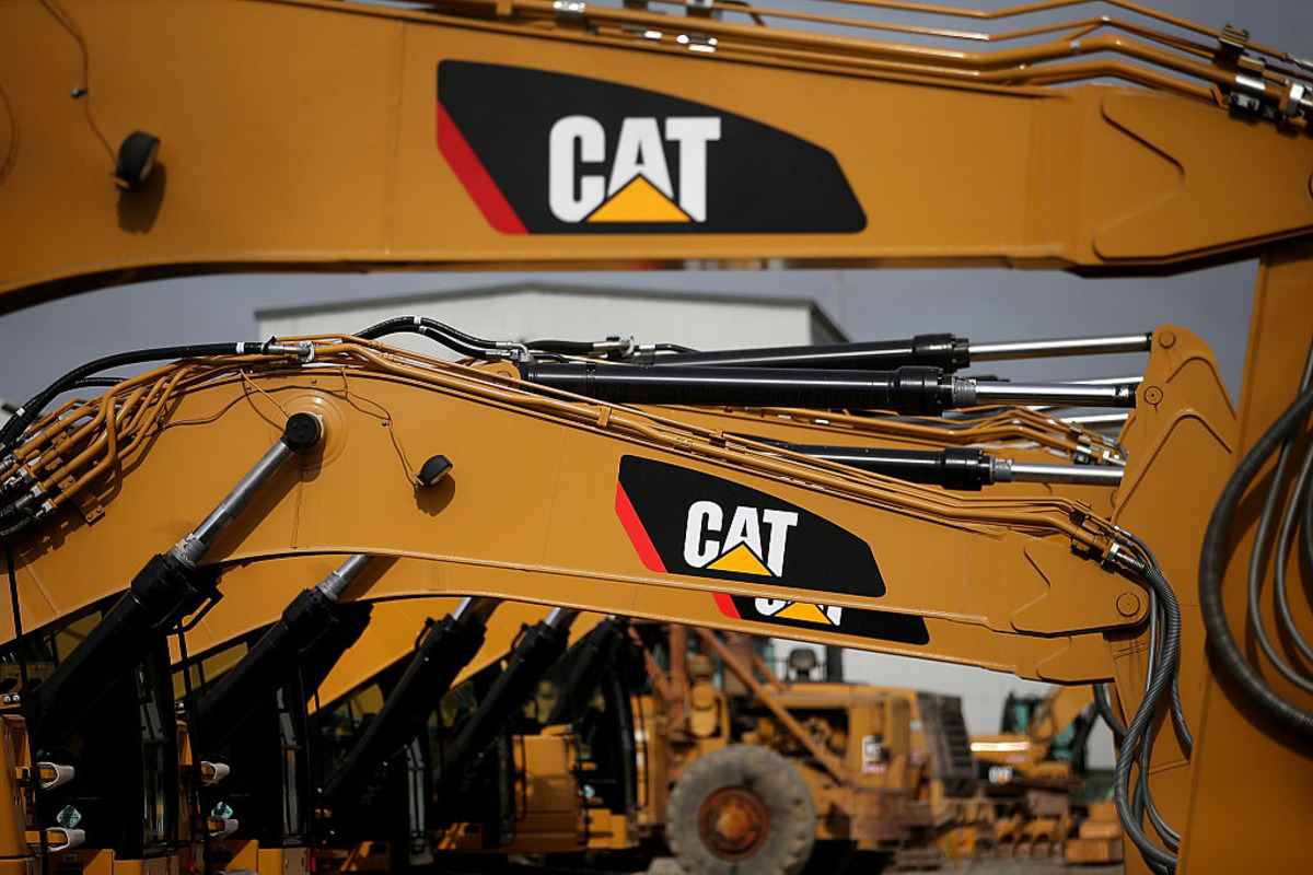 Caterpillar: Price rises help profit pass £100m at UK arm