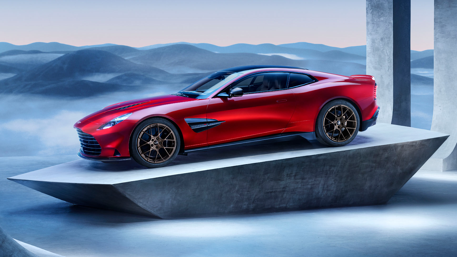 Revealed: Aston Martin Vanquish roars back with 835hp V12