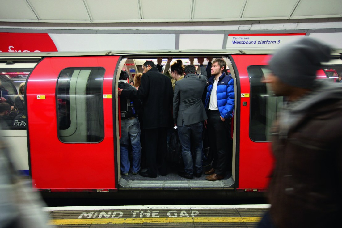 Commuters board a carriage at Bank London Underground (Photo by Dan Kitwood/Getty Images)