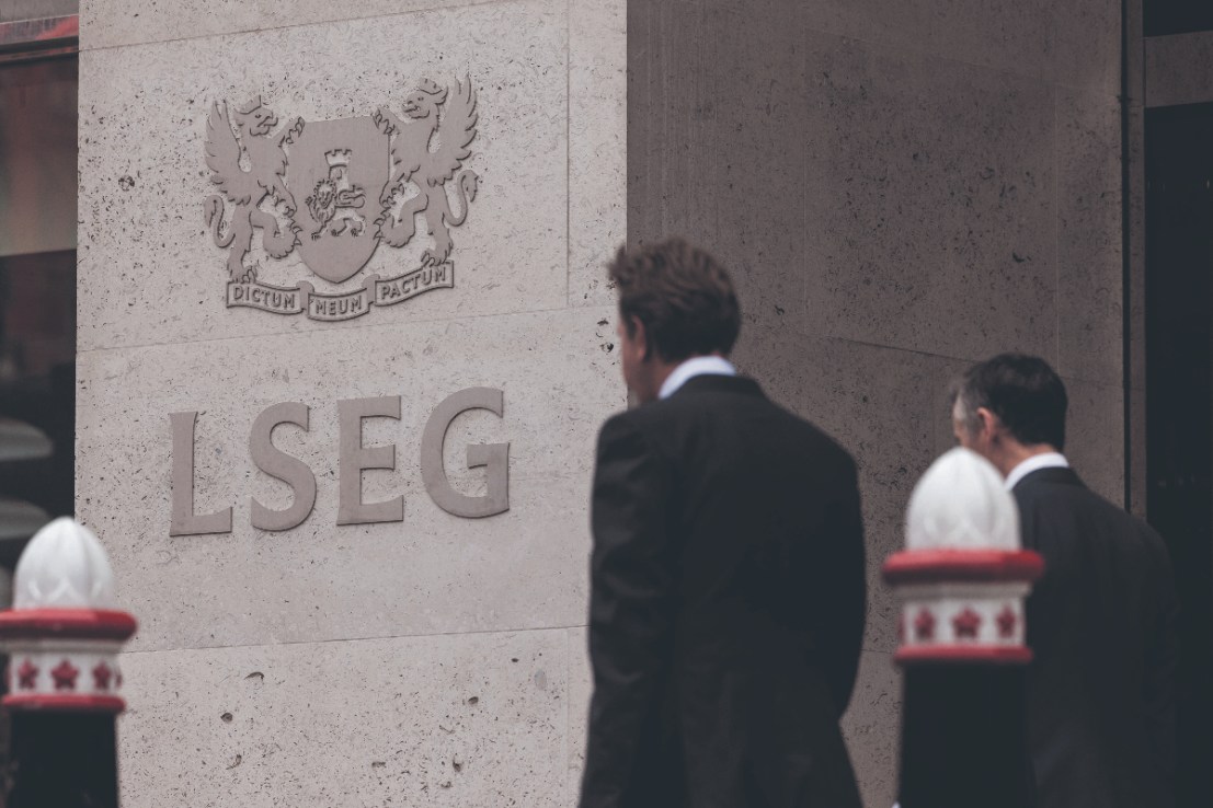 A sign on the outside of the London Stock Exchange Group Plc's offices in the City of London. Photographer: Chris Ratcliffe/Bloomberg via Getty Images