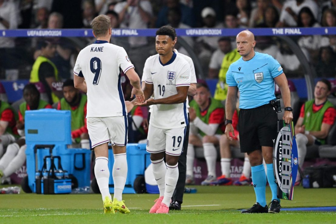 Ollie Watkins wants to take England shirt off Harry Kane