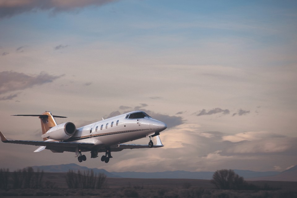 Non-doms are threatening to leave the UK after the budget. (Lear Jet 60 performing a high performance launch.)