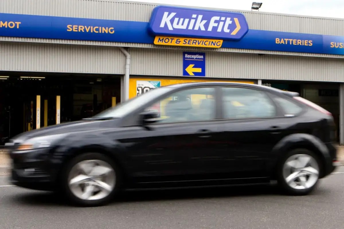 Kwik Fit restores hundreds of jobs as sales and profit accelerate