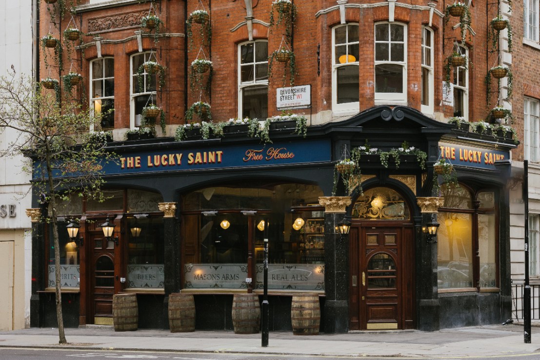 Lucky Saint uses hundreds of thousands of free pints to encourage those participating in Dry January to visit their local pubs